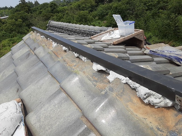 樹脂垂木の設置